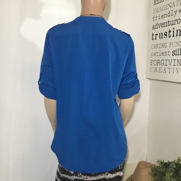 Fylo - roll- Tab Sleeve Blouse (A2 - Picture 8 of 8